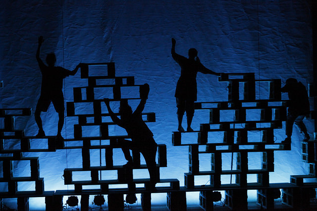 14903913052_a8fdc89619_z