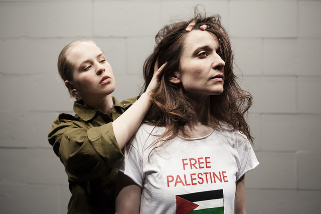 16944323655_7158e6b97d_z