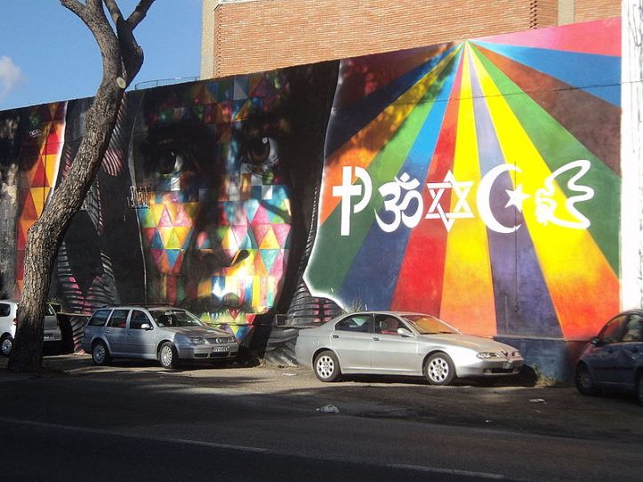 Murals_dedicated_to_Malala_Yousafzai_01