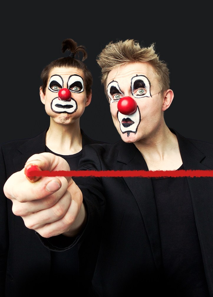 Punainen_viiva_pysty_hires