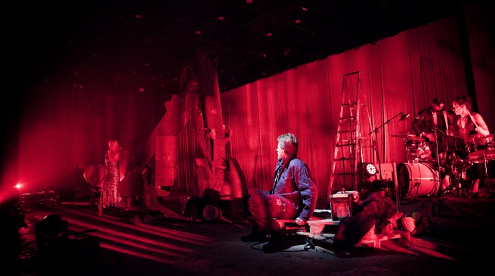 Kuvassa: Iida Kuningas, Tobias Zilliacus, Martin Bahne ja Maria Ahlroth. Kuva: Jonatan Sundström