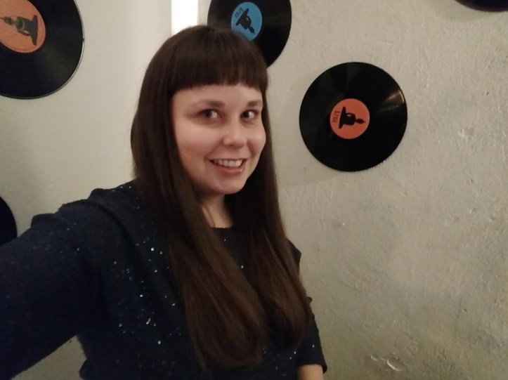 Uuden tukkani kanssa lounaalla thaimaalaisessa Krua-ravintolassa vanhassakaupungissa. 