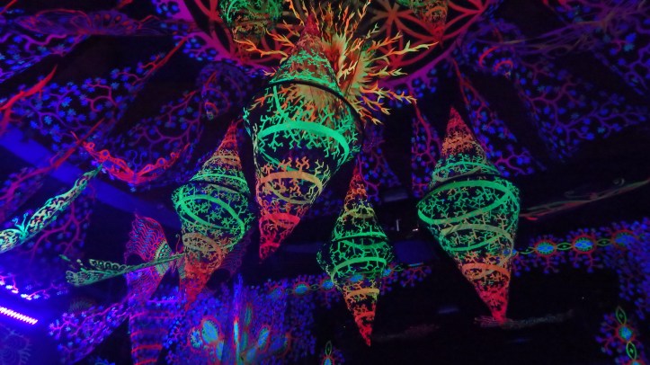 Flowers of Life Areena kaunistaa Gloriaa tammikuun ajan. Kaikki bloggauksen kuvat ja videot ovat mun ottamia, ellei toisin lue. 