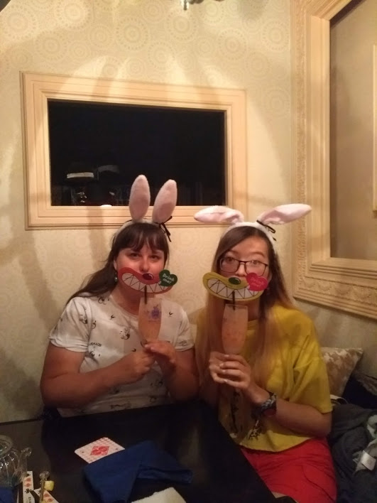 Minä ja Seal ilmaisten Irvikissa-juomiemme kanssa 