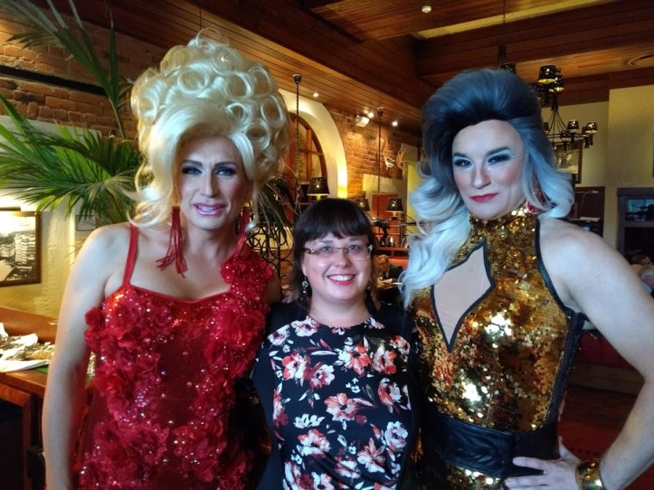 Pääsin yhteiskuvaan näiden upeiden leidien kanssa!