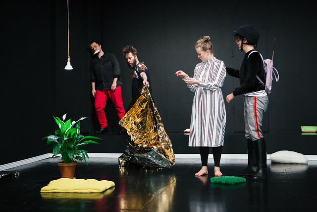 Kuvassa ovat Joonas Heikkinen, Tuomas Rinta-Panttila, Laura Rämä ja Joanna Haartti. Kuva Mitro Härkönen