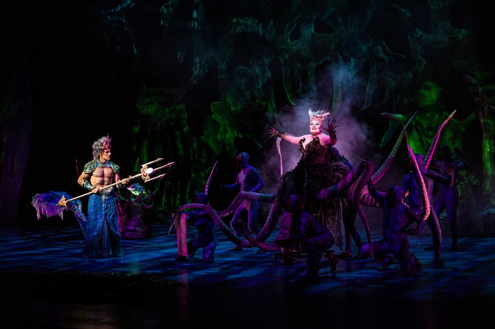 Helsingin Kaupunginteatteri – Pieni merenneito – Kuvassa Mikko Vihma, Sanna Saarijärvi – Kuva © Robert Seger